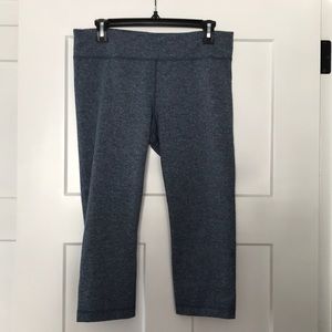 Under armour capri leggings Blue Large